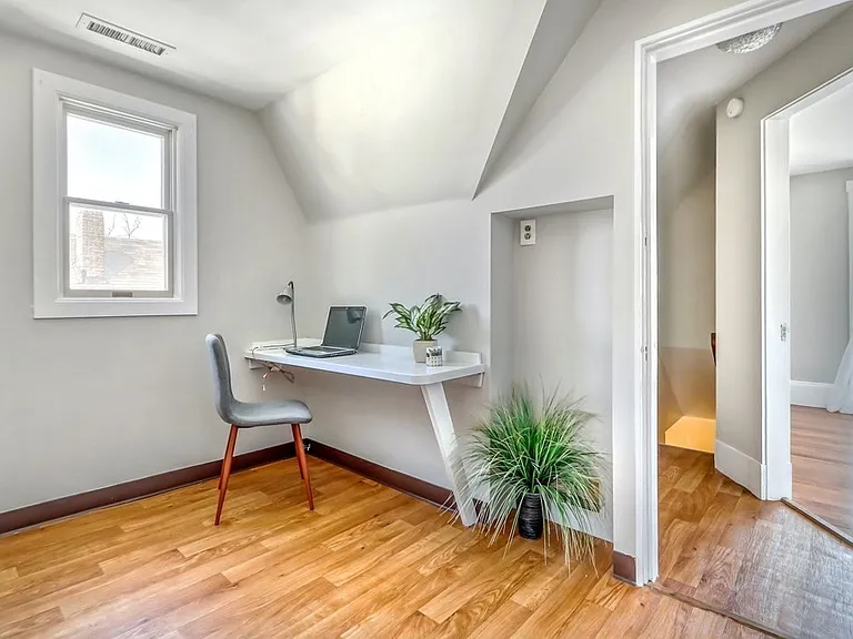 27 Emery St #2 — Photo 14