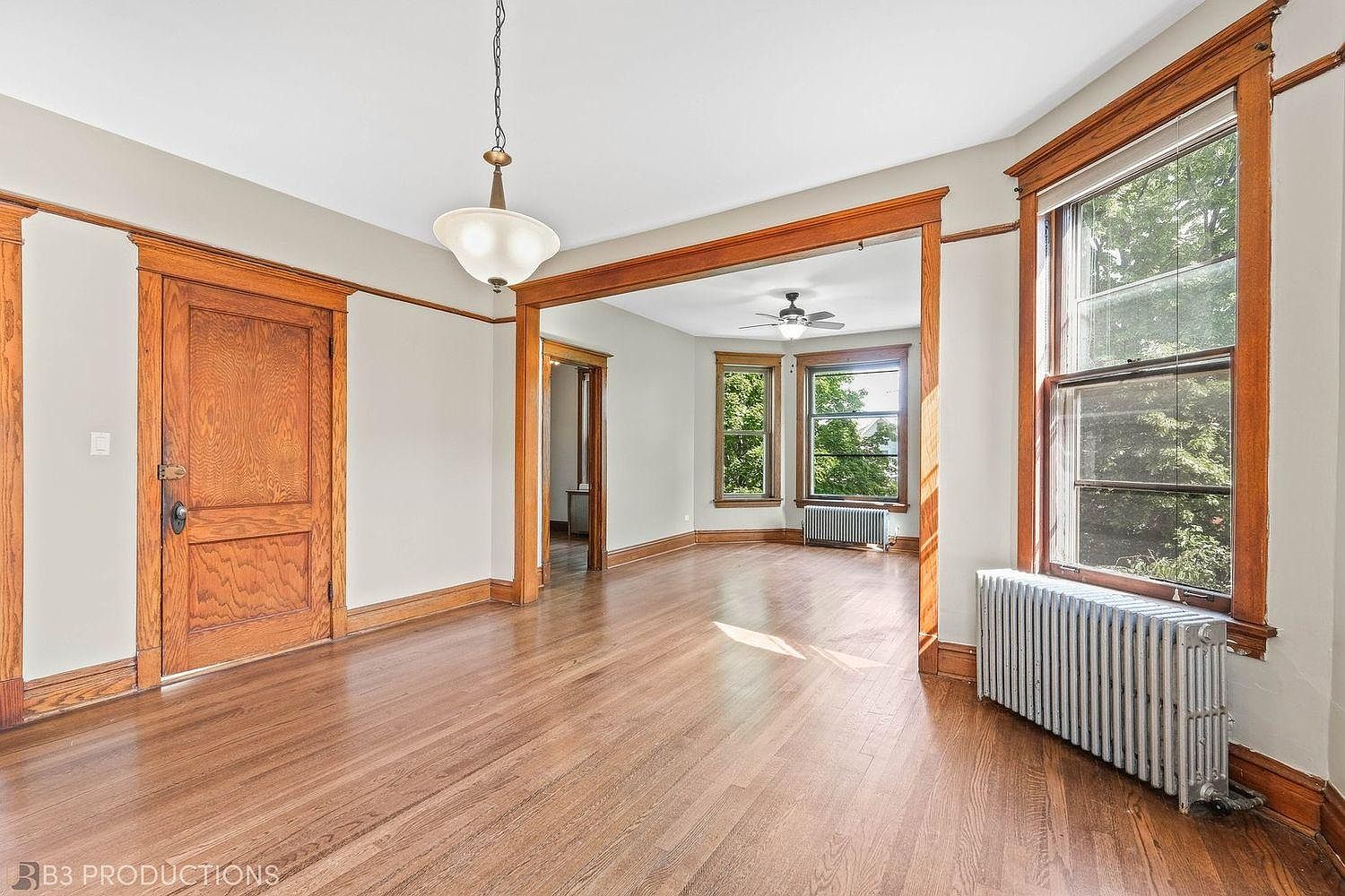 3431 W Medill Ave #2, Chicago, IL 60647 | Zillow