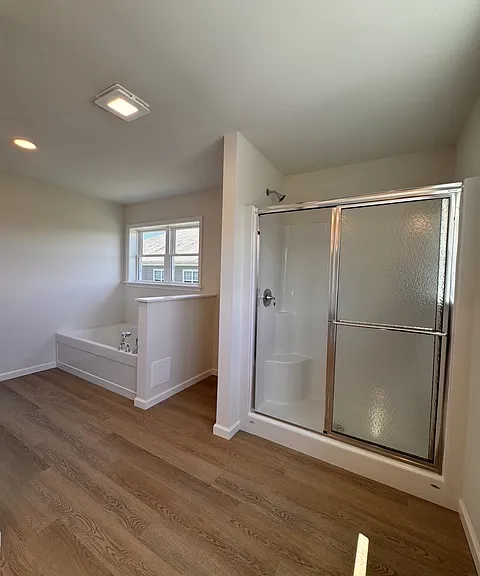 2nd Floor - Master Bath