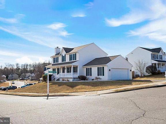 3rd image of 6100 Sunny Meadows Dr