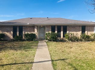 2907 Owen Ln, Mesquite, TX 75150