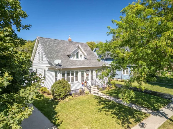 306 West Lake Street, Horicon, WI 53032
