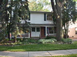 2088 Derby Rd, Birmingham, MI 48009