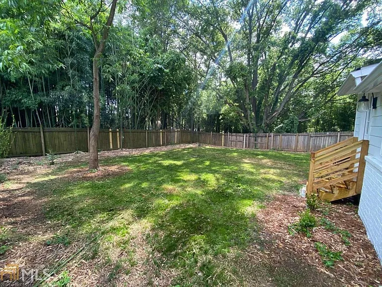 1127 Dobbs Dr SE — Photo 20