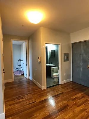 Rented by City Vista Inc | media 8