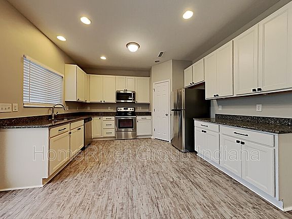 4th image of 5709 West Woods Edge Dr.