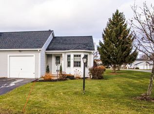 746 Levelle Ct #PVT, Webster, NY 14580