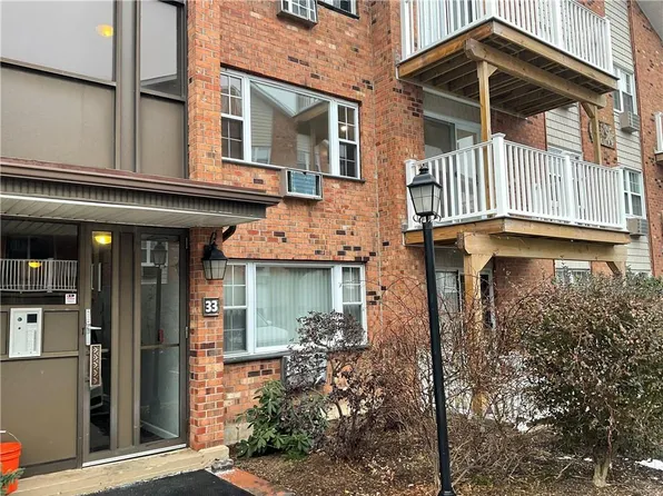 33 Bullocks Point Ave APT 7B, Riverside, RI 02915