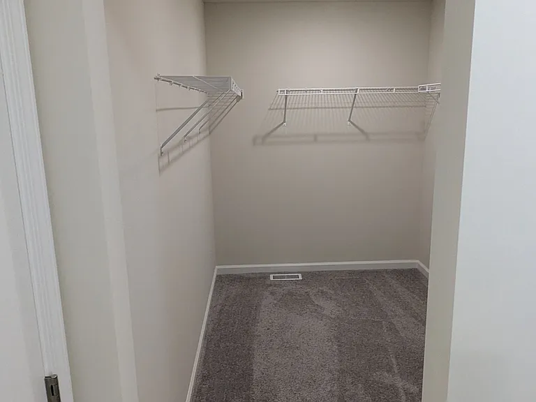 3858 Sterling Dr — Photo 16