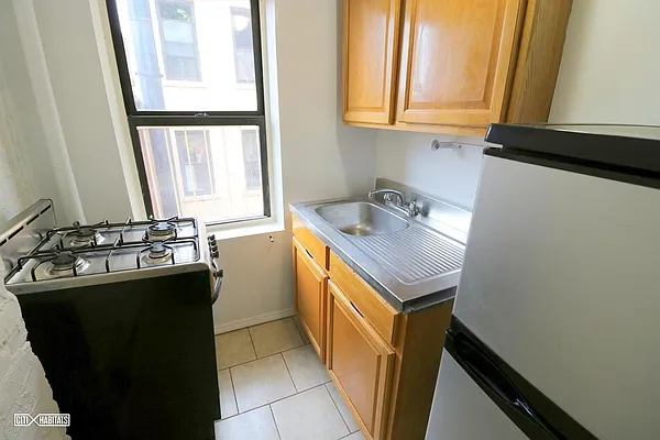 Rented by Citi Habitats | media 22