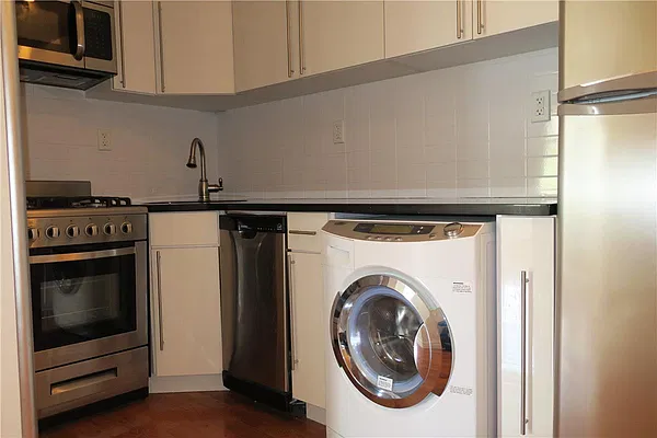 Rented by Platinum Forbes Global Properties | media 14