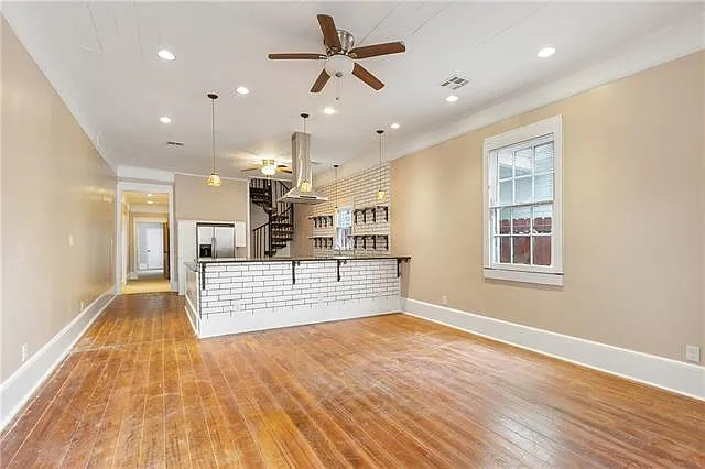 2404 Bienville St — Photo 4
