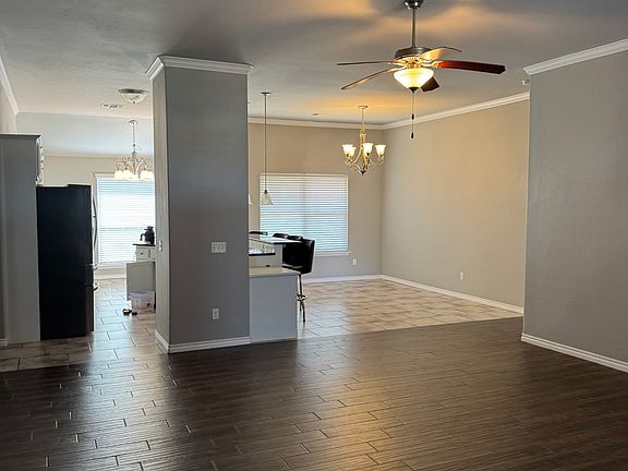 3rd image of 3910 Caraway Ln