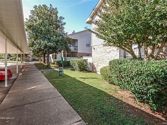 4th image of 3636 Greenacres Dr #159