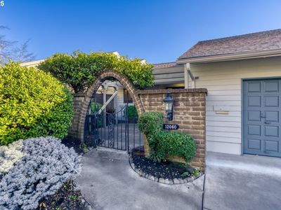 12060 SW Par 4 Dr, King City, OR, 97224