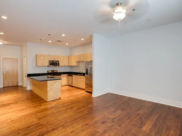 2201 8th Ave S APT 104, Nashville, TN 37204