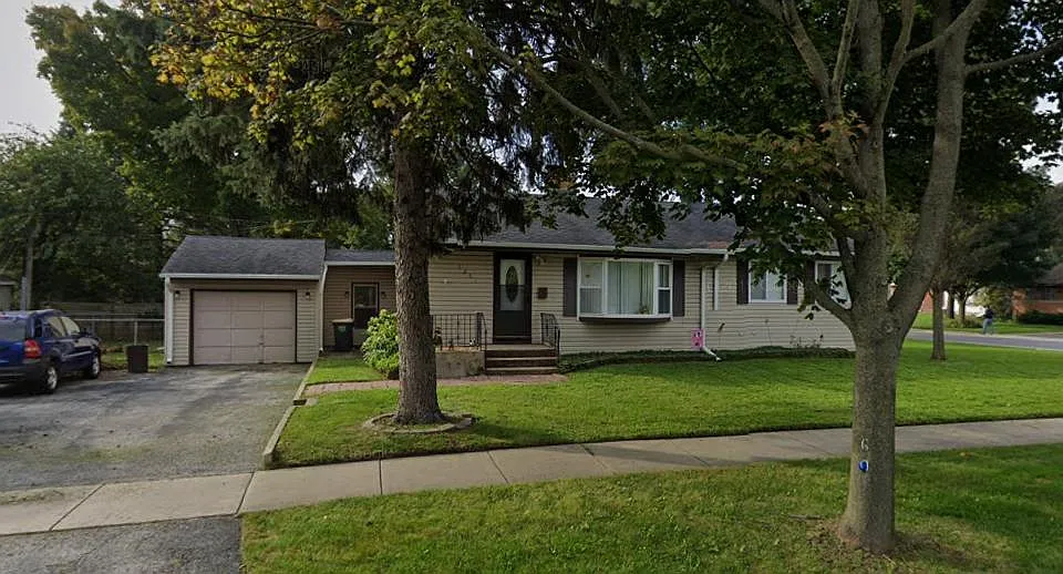 1201 E Euclid Ave