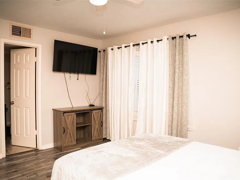 11 Regency Ln — Photo 11