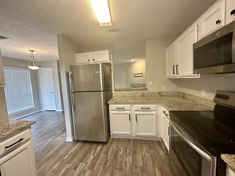 1601 Wynn Joyce Rd — Photo 20
