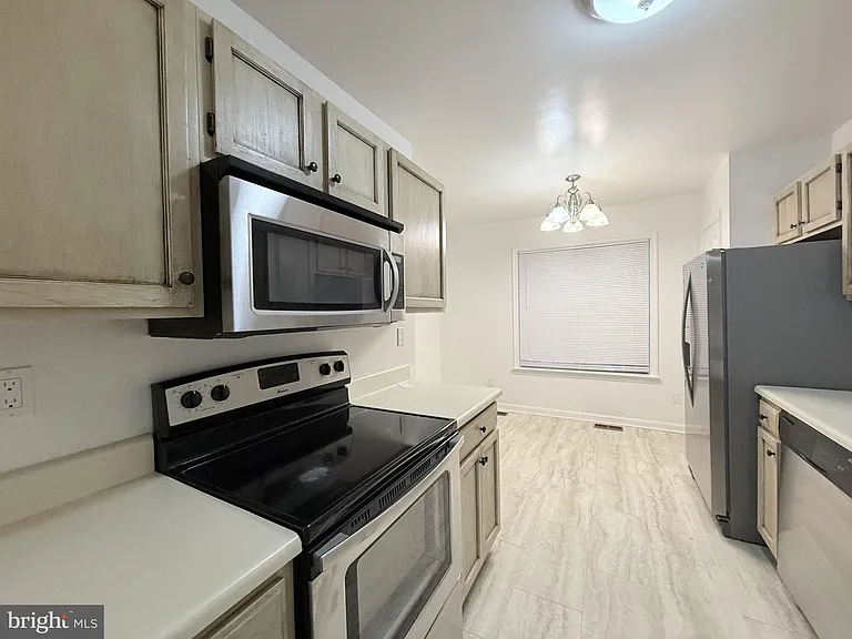 17 Tall Oaks Ct — Photo 8