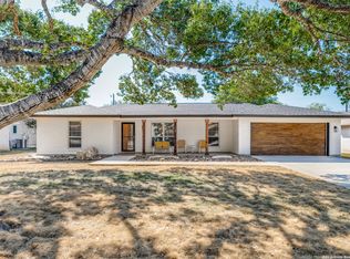129 creekside, Boerne, TX 78006