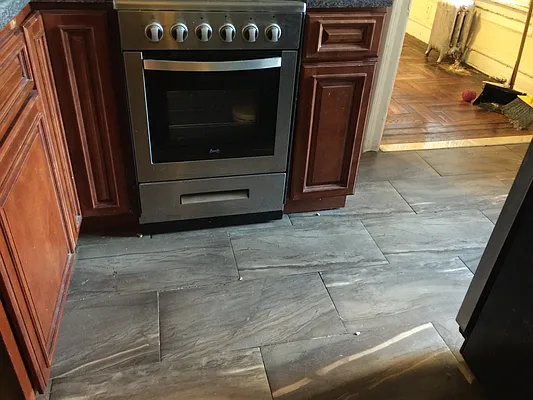 Rented by Edward Gugenheim, LREB | media 14