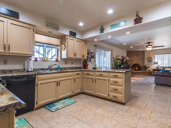 4th image of 3240 W Camino Del Saguaro