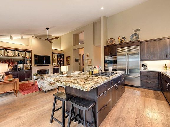 5th image of 11416-11416 Huntington Village Ln