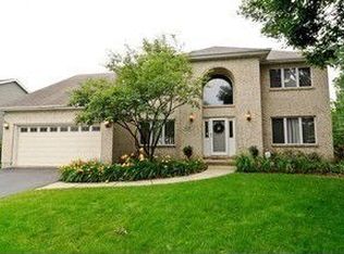 928 Rock Spring Rd, Naperville, IL 60565