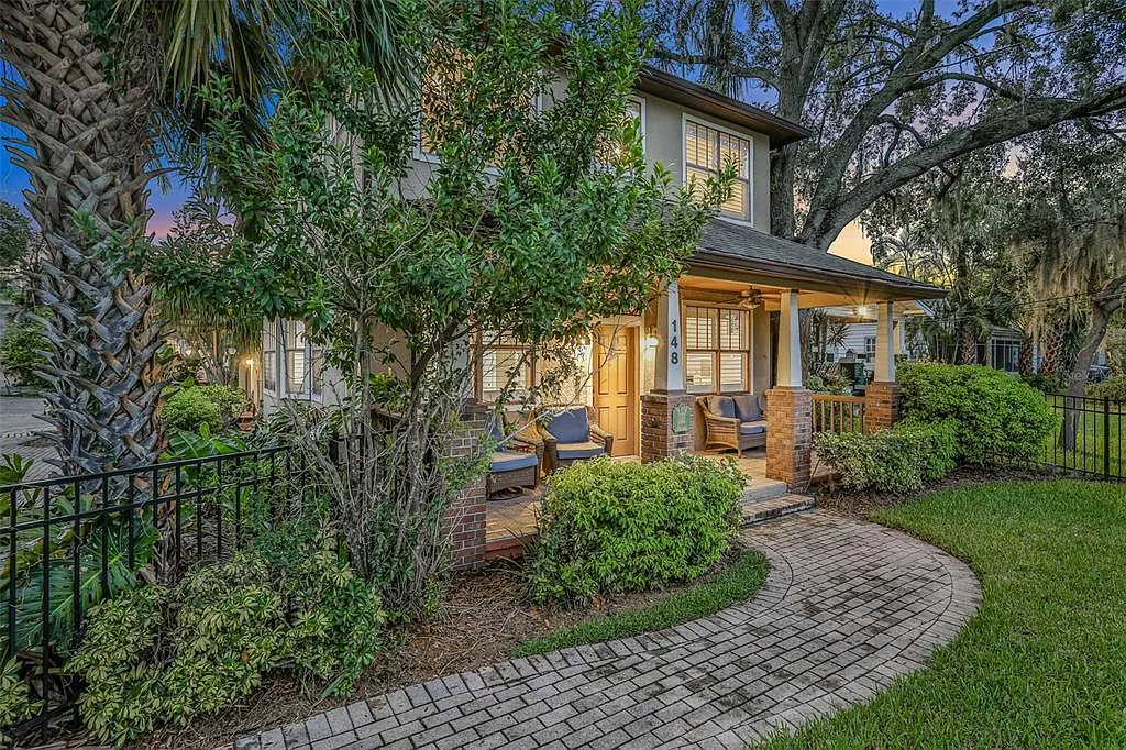 4 bed, 2.5 bath, 2274 sqft, $3,495 — Photo 4
