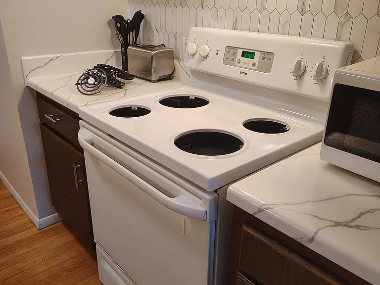4445 Mobile Dr — Photo 13