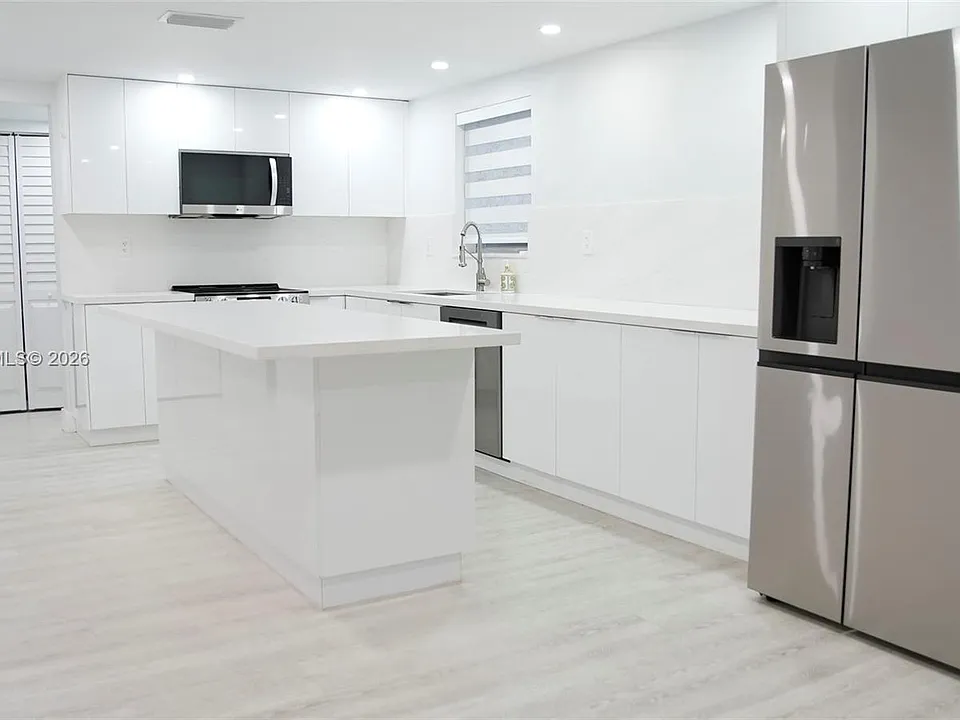 9357 Fontainebleau Blvd #D309