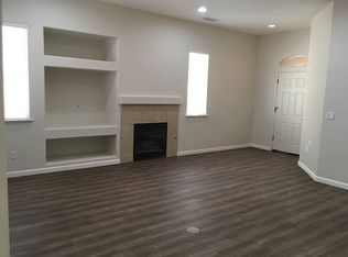 4014 W Fig Tree Ln, Fresno, CA 93722