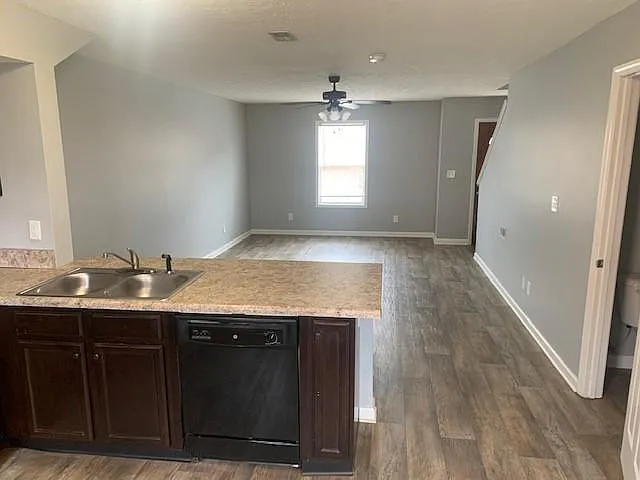820 Professional Park Dr #3A — Photo 4