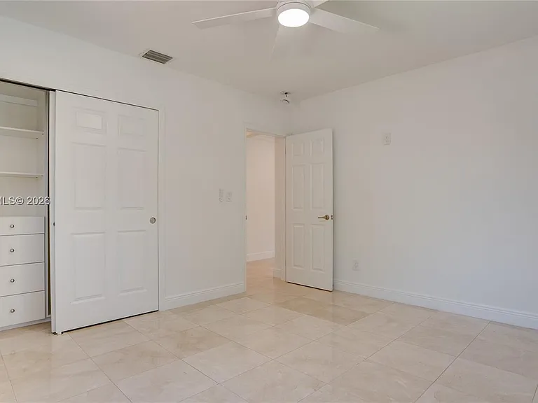 500 SW 51st Ct — Photo 55