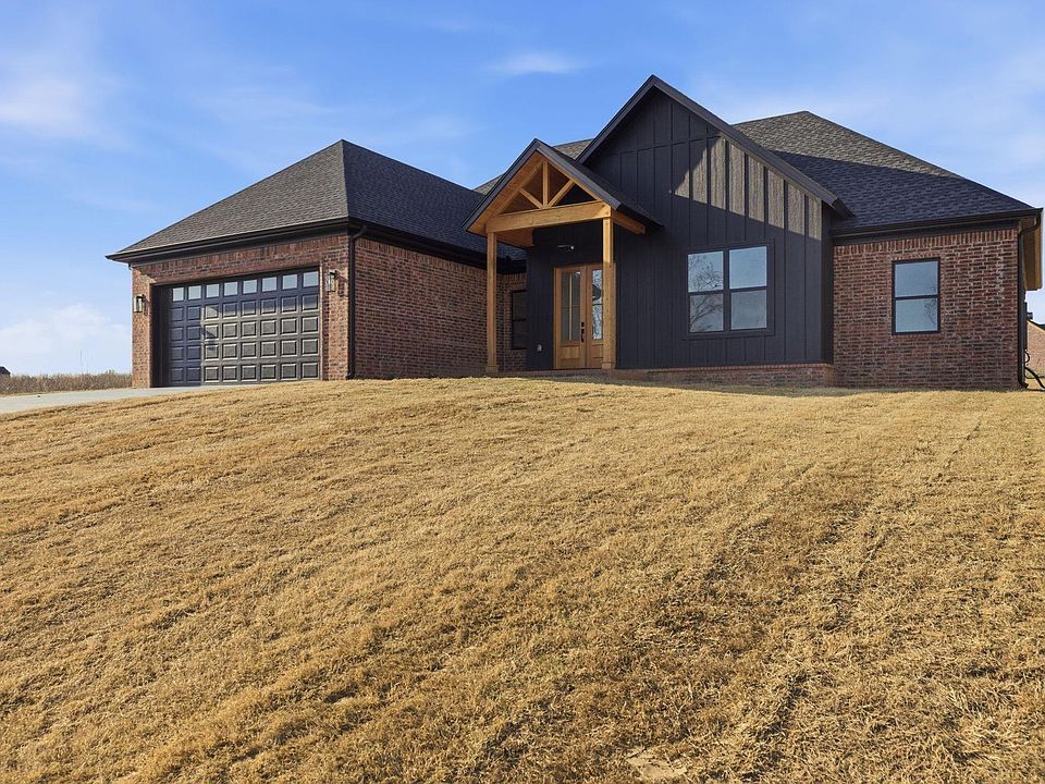 1st image of 211 Michelle Dr