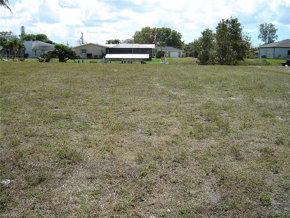 2nd image of 1216 SE 13th Ter