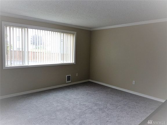 Living room filled with natural Light