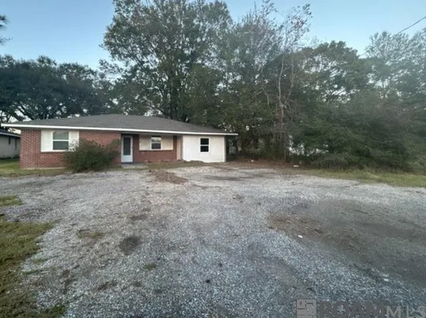 5245 Groom Rd, Baker, LA 70714
