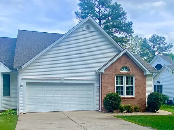 28 Village Dr W, Paducah, KY 42003