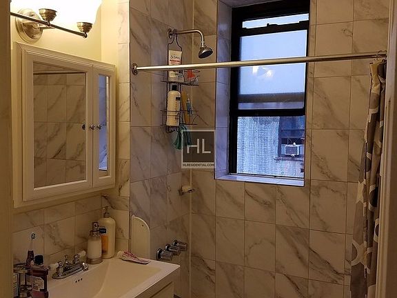 5th image of 309 E 19th St APT 2D