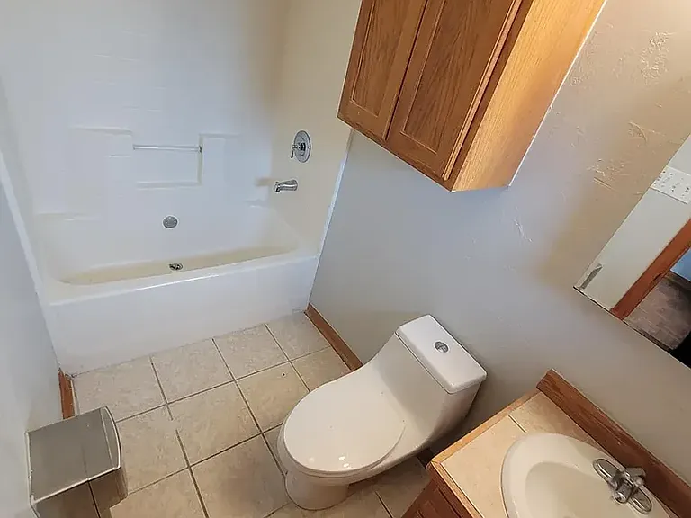 2861 Maple Dr — Photo 12