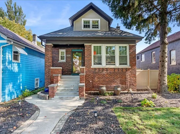 1048 Troost Ave, Forest Park, IL 60130