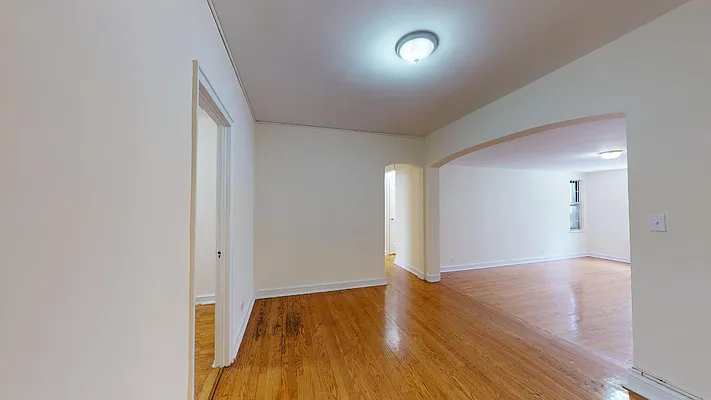 Rented by Bond New York | media 15