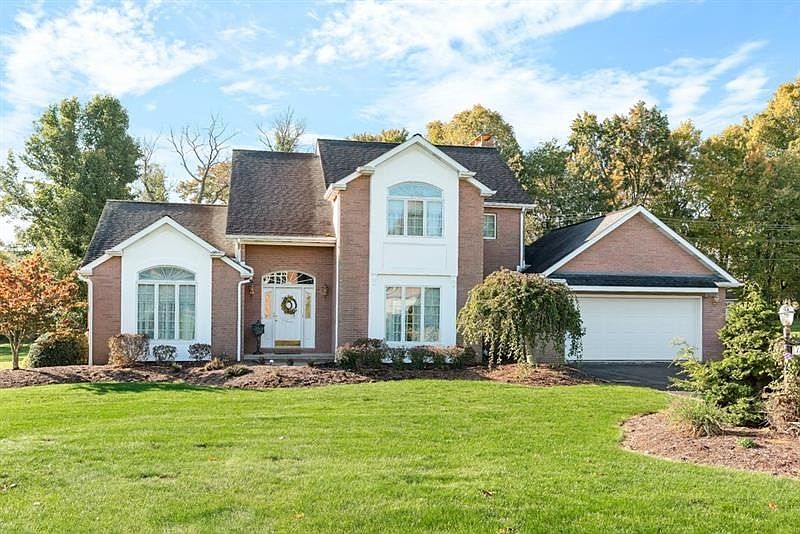 1st image of 112 Lincoln Dr