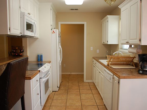 5th image of 5008 Hidden Acres Dr