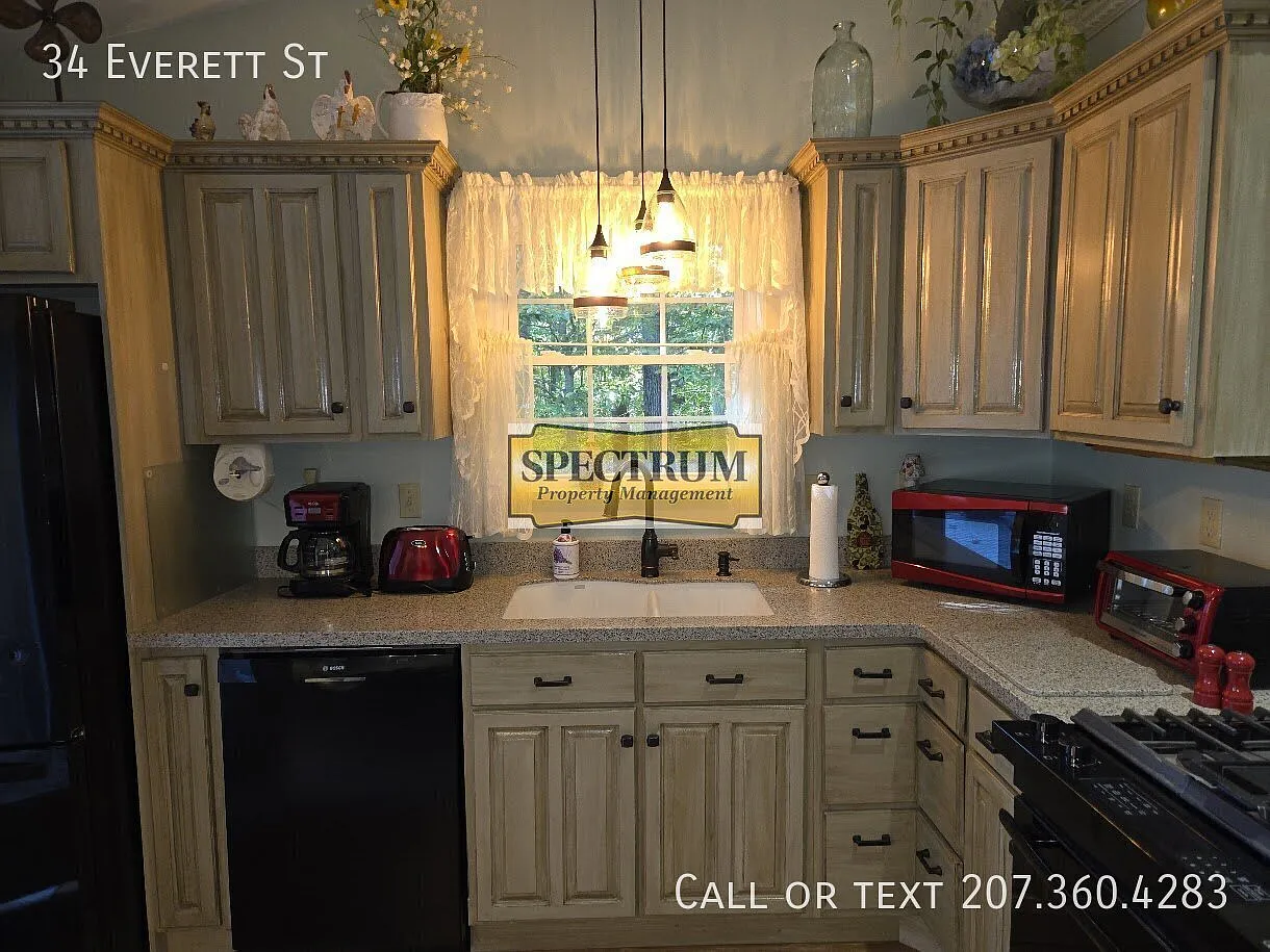 1 bed, 1.5 bath, $2,200 — Photo 3