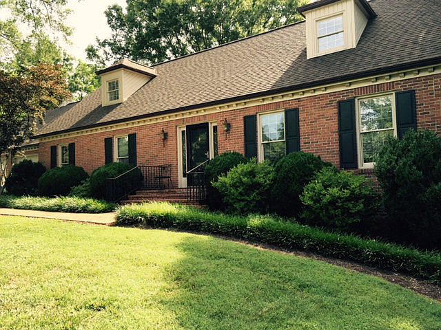 1st image of 85 Longwood Ct