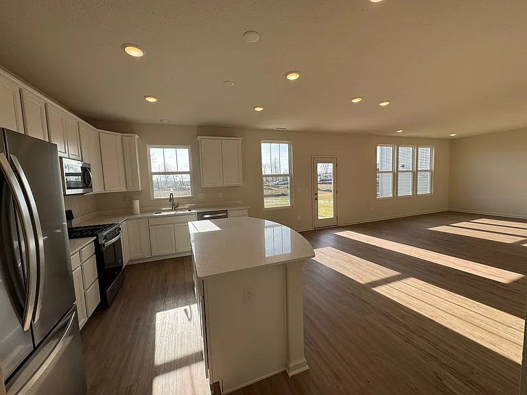 6837 Bridle Oaks Ct — Photo 16