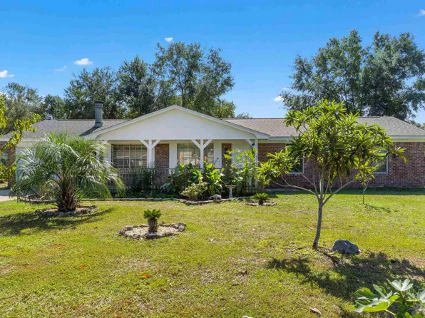 5301 E Avenida De Golf, Pace, FL 32571